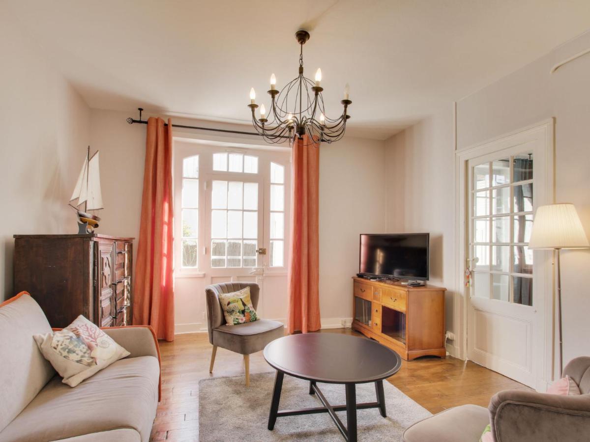 Le Petit Biyou By Interhome Dinard